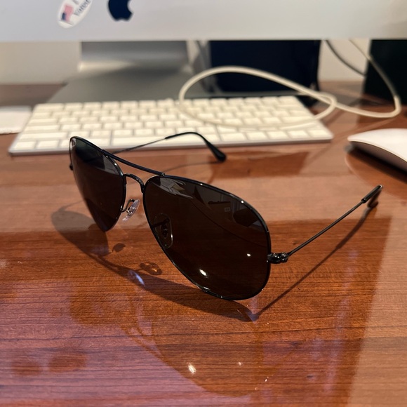 Ray-Ban Aviator Gradient RB0325 Black/Back Polarized Authentic - Picture 3 of 5